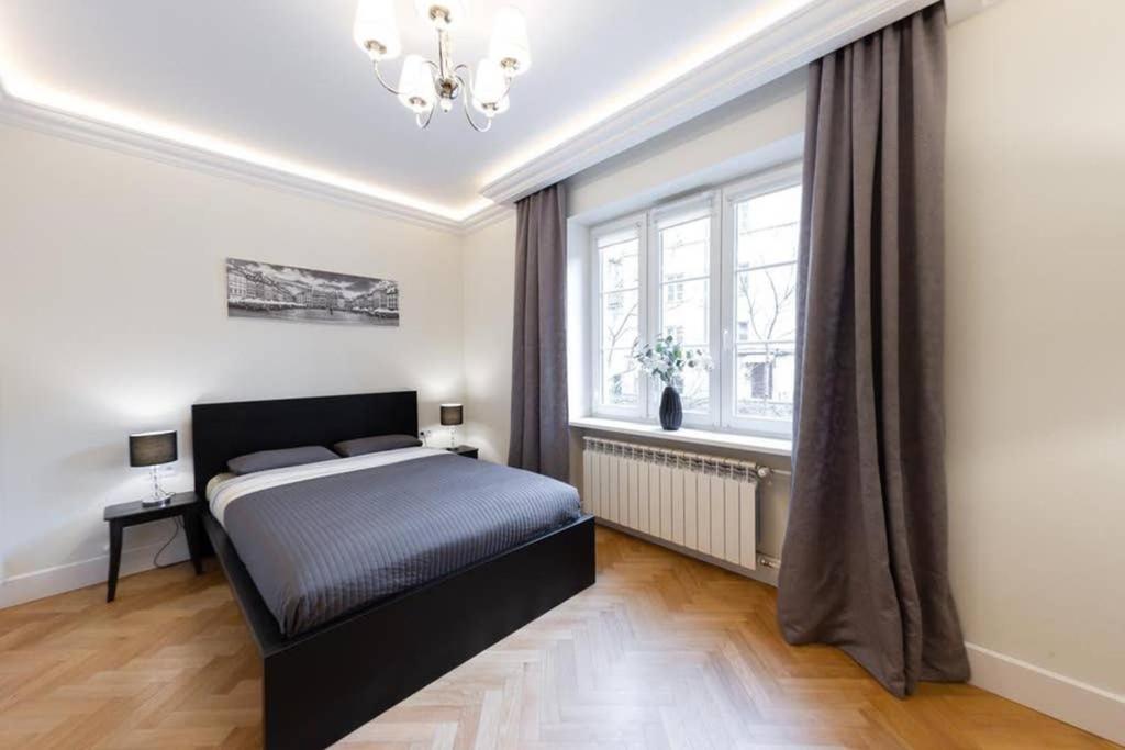 Apartamenty-Mi Crystal Warszawa Exteriör bild