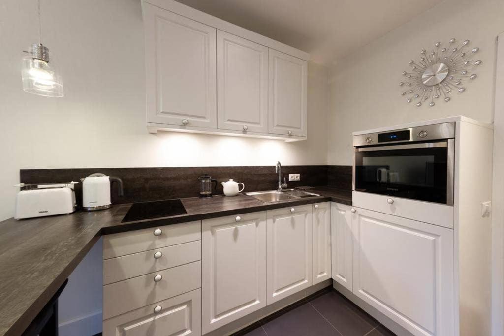 Apartamenty-Mi Crystal Warszawa Exteriör bild